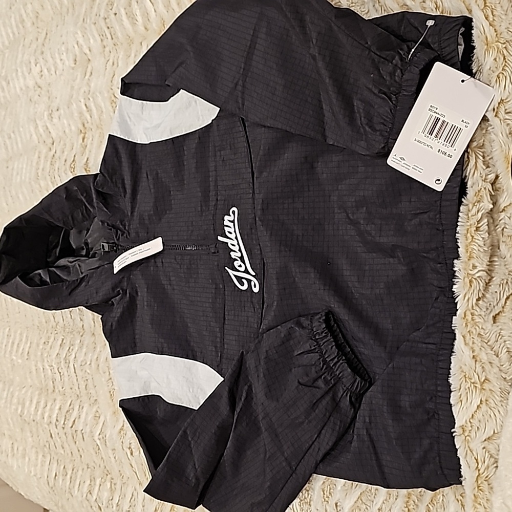 NWT Jordan wind Breaker - Picture 1 of 10